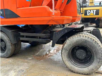 Escavadora de rastos Used excavator doosan dh150  excavators machinery doosan dx60 dx80 dx75 dx225 Good Condition Low price: foto 2 Escavadora de rastos Used excavator doosan dh150  excavators machinery doosan dx60 dx80 dx75 dx225 Good Condition Low price: foto 2