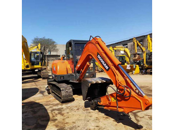 Escavadora de rastos DOOSAN DH60-7