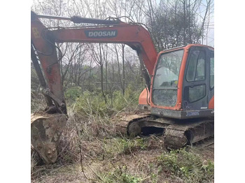 Escavadora de rastos DOOSAN DX225