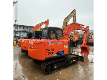 Escavadora de rastos HITACHI ZX70