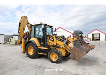 Retroescavadeira CATERPILLAR 432F2