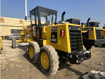 Motoniveladora KOMATSU GD655: foto 3