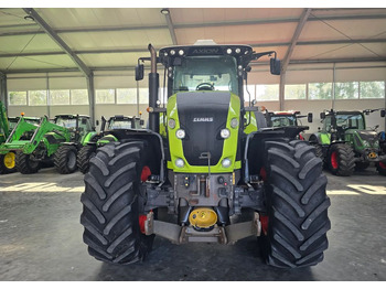 Trator Claas Axion 940: foto 3