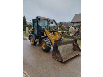 Retroescavadeira CATERPILLAR 906H