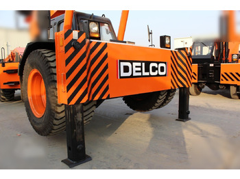 Grua móvel novo DELCO PNC 23: foto 3
