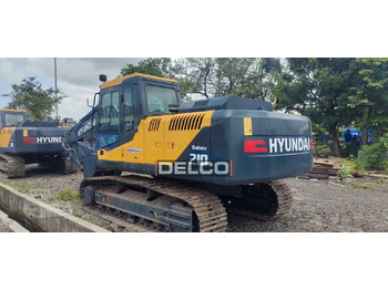 Escavadora de rastos HYUNDAI