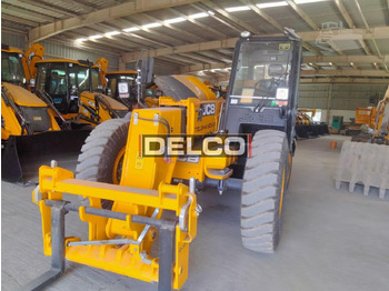 Empilhador telescópico novo JCB 540-70: foto 4