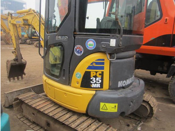 Mini escavadeira KOMATSU PC35