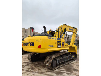 Escavadora de rastos KOMATSU PC220-8