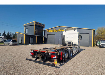 Camião transportador de contêineres/ Caixa móvel MAN TGX 26.420: foto 5