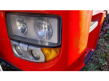 Farol dianteira IVECO Stralis