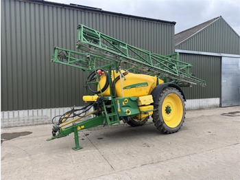 Pulverizador montado JOHN DEERE