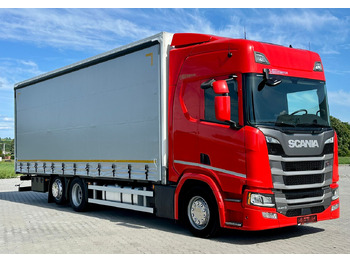 Camião de lona SCANIA R 410