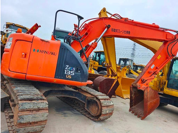 Escavadora de rastos HITACHI ZX135
