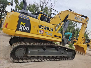 Escavadora de rastos KOMATSU PC200