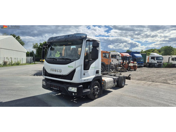 Camião chassi IVECO