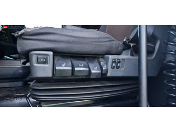 Tractor Scania R 480 Retarder, Klima, Zustand gut PTO für Kompressor: foto 2 Tractor Scania R 480 Retarder, Klima, Zustand gut PTO für Kompressor: foto 2