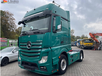 Tractor MERCEDES-BENZ Actros 1845