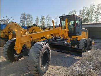 Motoniveladora XCMG GR180