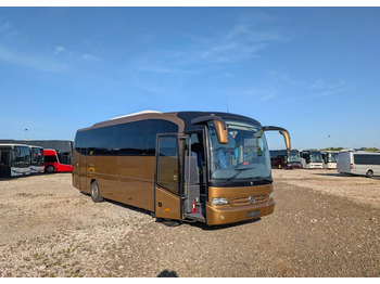 Autocarro MERCEDES-BENZ Tourino