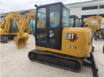 Escavadora de rastos CATERPILLAR 305.5E2