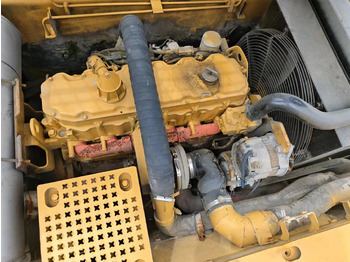 Escavadora de rastos CATERPILLAR 325C: foto 4