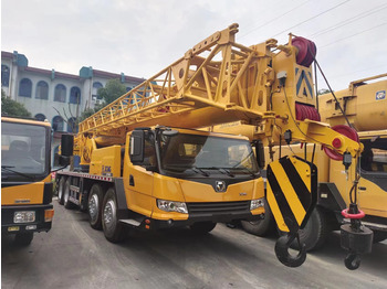 Grua móvel XCMG QY70K