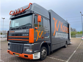 Leasing de DAF XF 95.380 BOX TRUCK. Netherland Truck DAF XF 95.380 BOX TRUCK. Netherland Truck: foto 1