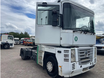 Tractor RENAULT Magnum 440
