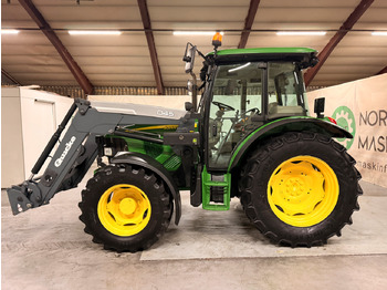 Trator John Deere 5820: foto 2