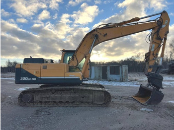 Escavadora de rastos Hyundai Robex 220 LC-9 A: foto 5
