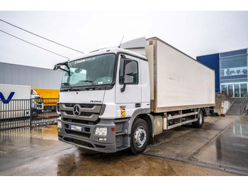 Camião furgão MERCEDES-BENZ Actros 1832