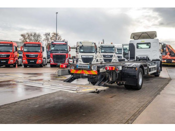 Camião transportador de contêineres/ Caixa móvel Renault PREMIUM D WIDE 320 DXI: foto 5