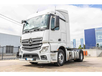 Tractor MERCEDES-BENZ Actros 1845