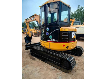 Mini escavadeira CATERPILLAR