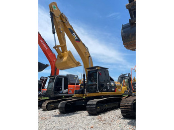 Escavadora de rastos CAT 323D2: foto 2