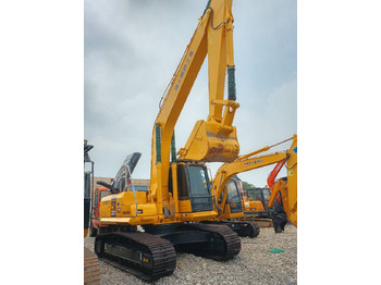 Escavadora de rastos KOMATSU PC220-8