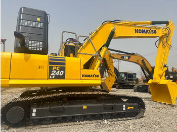 Escavadora de rastos KOMATSU PC240