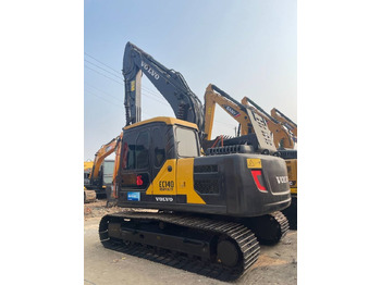 Escavadora de rastos VOLVO EC140