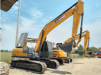 Escavadora de rastos XCMG XE 215 DA: foto 4