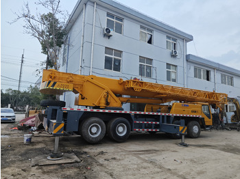 Grua móvel XCMG QY80K