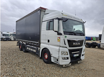 Camião de lona MAN TGX
