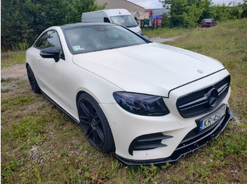 Automóvel MERCEDES-BENZ