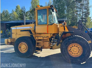 Pá carregadora de rodas 2001 Volvo L90 D hjullaster med skuffe: foto 4