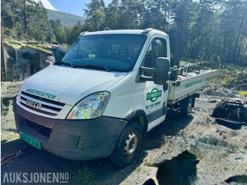 Camião de caixa aberta/ Plataforma IVECO