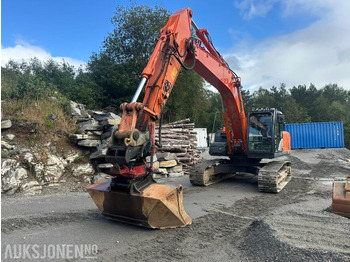 Escavadeira HITACHI ZX250