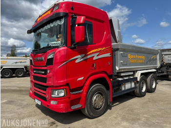 Camião basculante 2018 Scania R580 GODT UTSTYRT TIPPBIL MED 3 AKSLET HENGER: foto 2