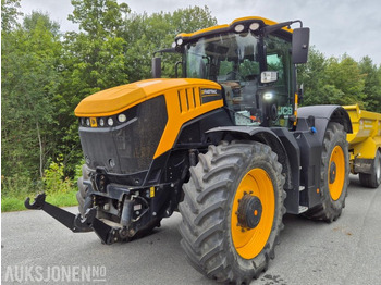 Trator JCB