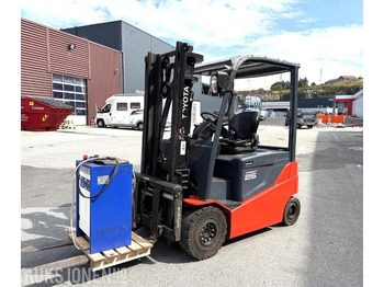 Equipamento de movimentação TOYOTA
