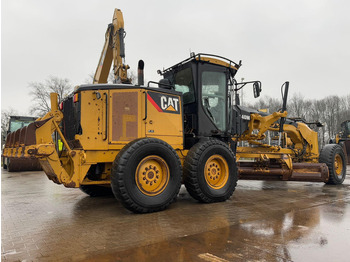 Motoniveladora Caterpillar 140M **Matriculada en Espana**: foto 2